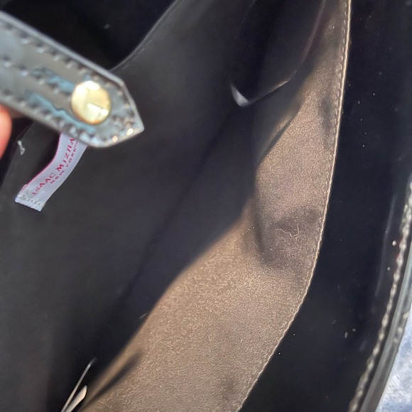 Tablet & mini wristlet - Picture 6 of 7